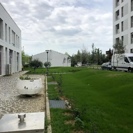 Urban Oasis דירה